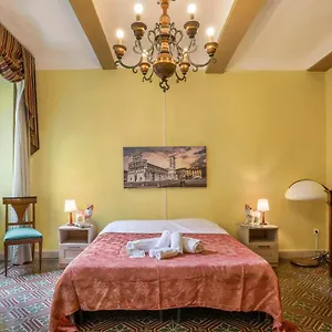 Appartement & In Center -, Lucques